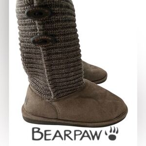Bearpaw Women's Size 9 Gray Suede Boots with Knitted Legs